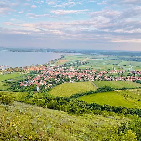 Chaloupka Palava *